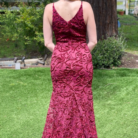 Red prom dress with subtle floral detailing! Only worn once! - Picture 2 of 2